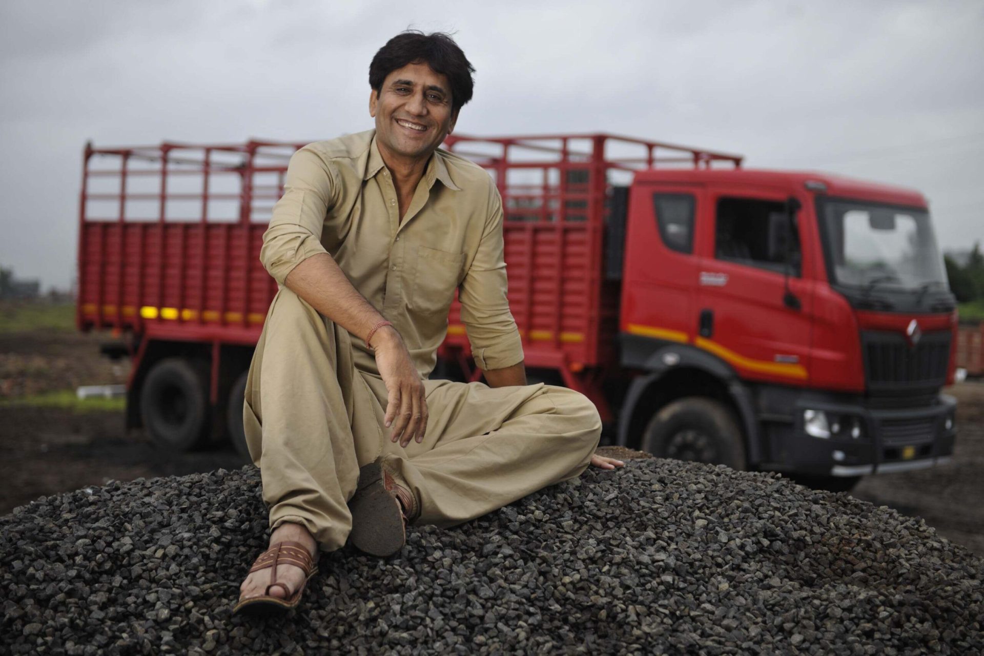 bg_img_truckloan_block106